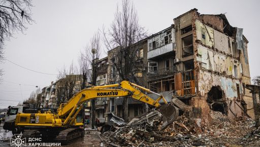 ДСНС продовжує аварійно-рятувальні роботи після атаки на Харків 2 січня