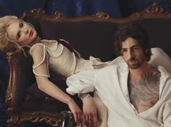 Харківський співак з голим торсом снявся для нової афіші історичного трилера