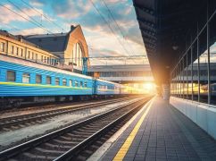 Укрзализныця временно ограничила движение поездов из-за угрозы атак РФ: что известно