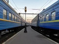 Стало известно, какие харьковские поезда едут с опозданием