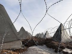 Тысячи блиндажей и километры ходов: В Харьковской области строят вторую линию обороны
