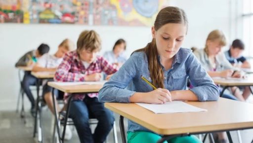 Олимпиады и конкурсы: Харьковская мэрия решила, сколько тратить на призы для школьников