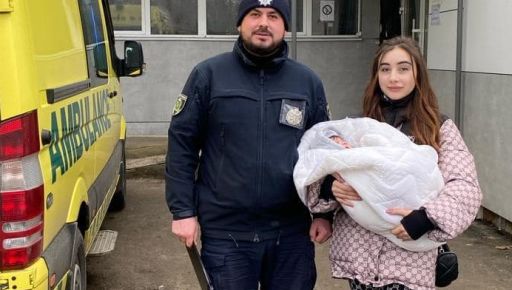 На Харківщині у батьків вилучили маленьку дитину