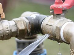 У Балаклії тимчасові відключення води через витік: деталі