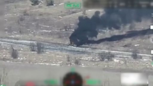 В Харьковской области пограничники сожгли три машины и артиллерию россиян: видео с передовой