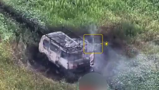 Пограничники показали, как сожгли машины и РЭБ россиян в Харьковской области