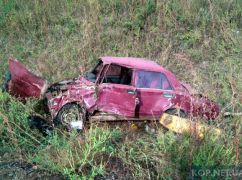 Харківські пенсіонери не поділили дорогу під Полтавою: Автівка одного з них знищена вщент